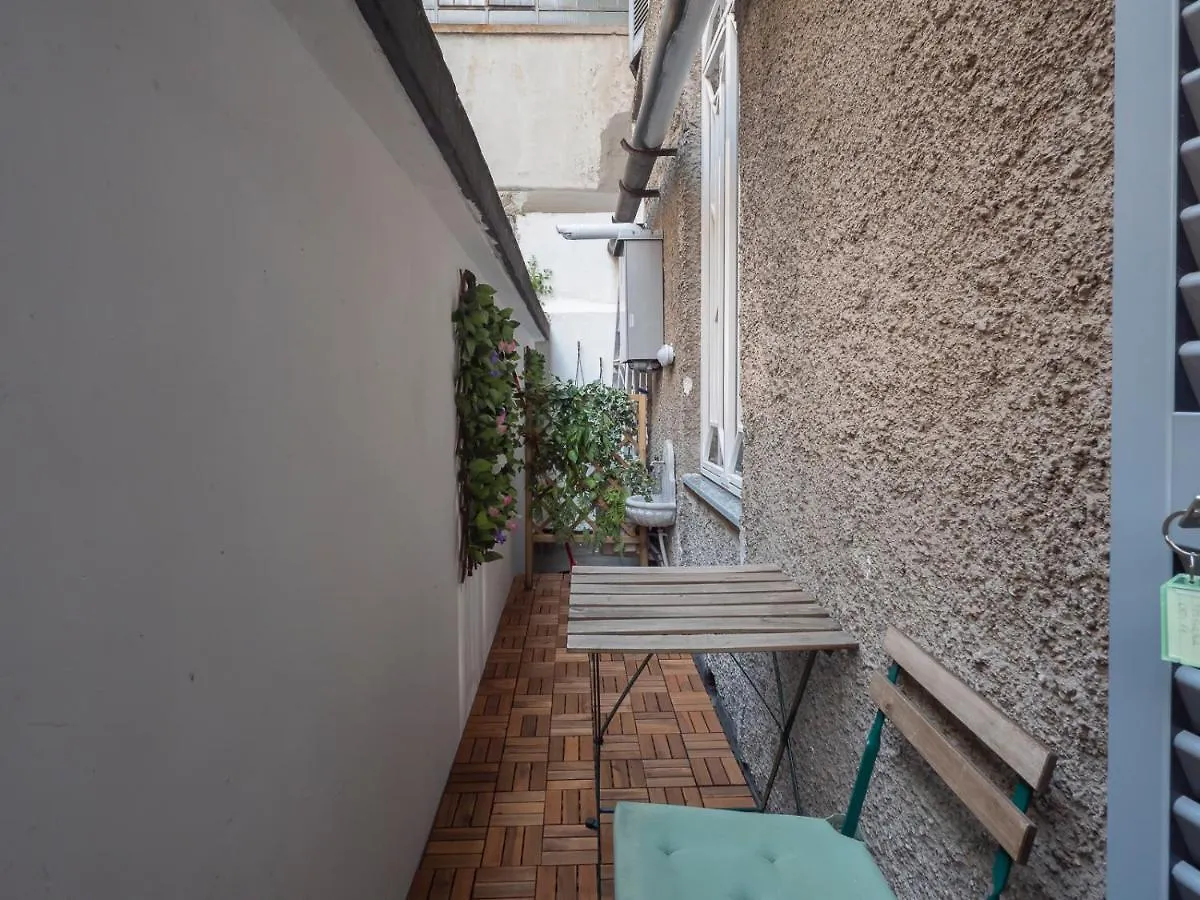 White Loft Near Duomo Orti 14 Apartment Milan