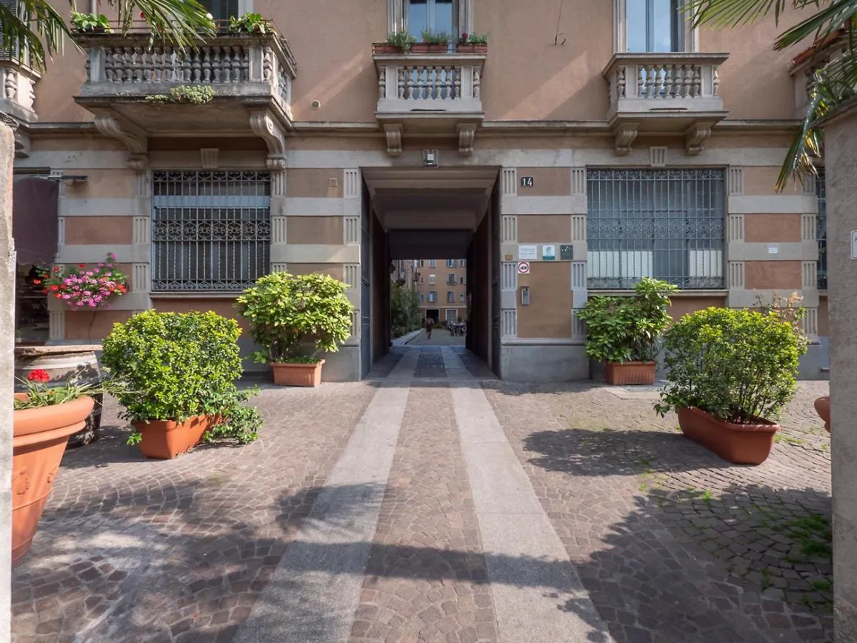 White Loft Near Duomo Orti 14 Apartment Milan Italy