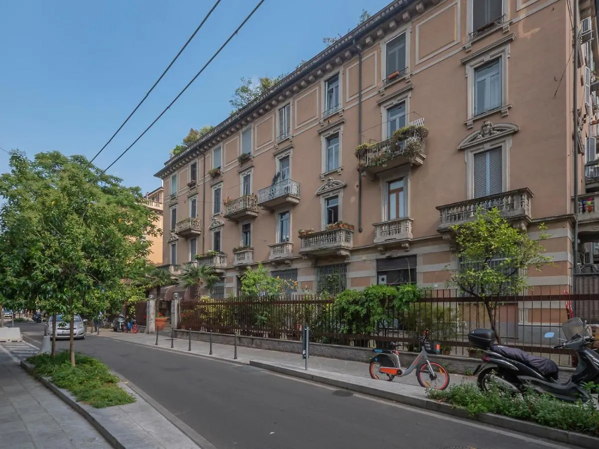 White Loft Near Duomo Orti 14 Apartment Milan